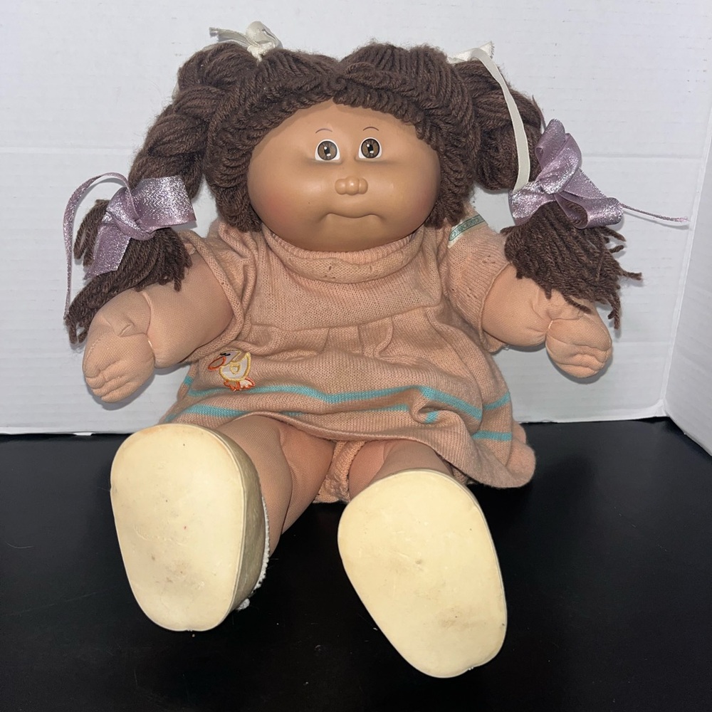 Vintage Cabbage Patch Kids Doll Appalachian Artworks Signed 1982 Brown Eyes
